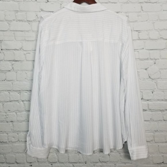 Mello Day Plus Blue and White Striped Button Down - Picture 6 of 7